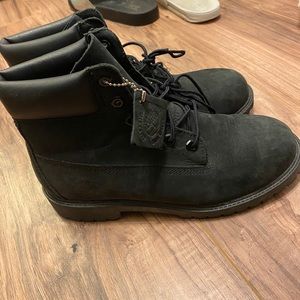 Black Timb Boots